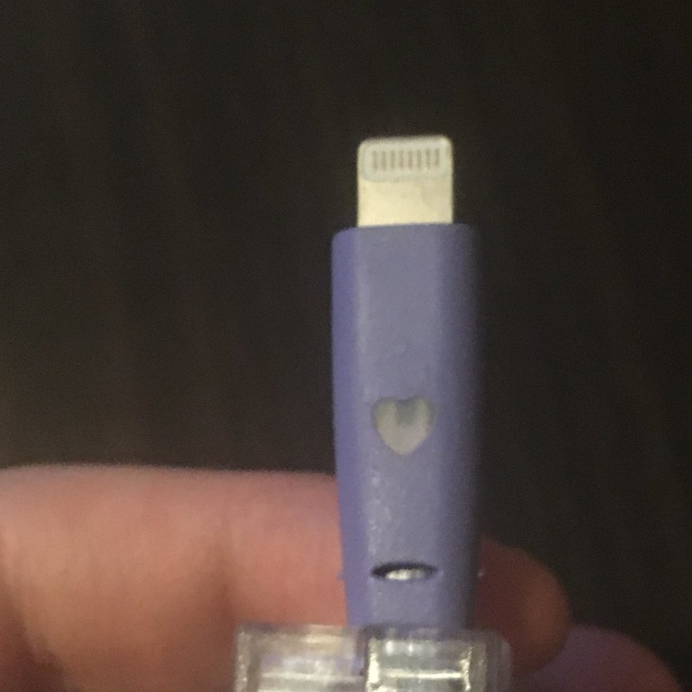 Retractable USB Data Charge Cable iPhone - Picture 4 of 6